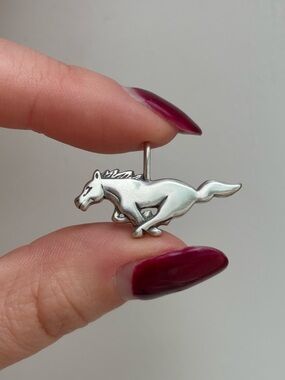 Sterling Silver Mustang Horse Equestrian Pendant Vintage